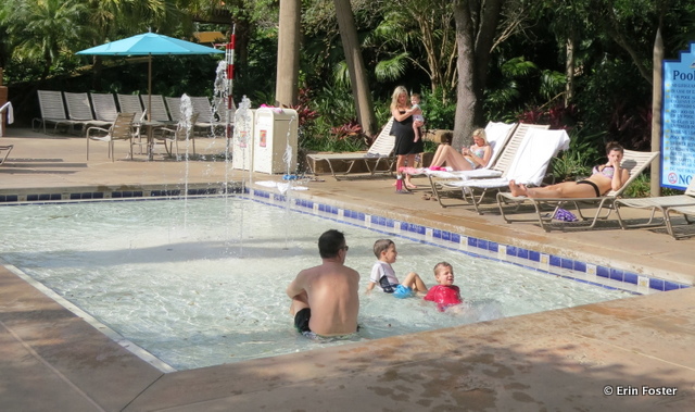 Coronado Springs resort, Dig Site kiddie pool with water squirt feature