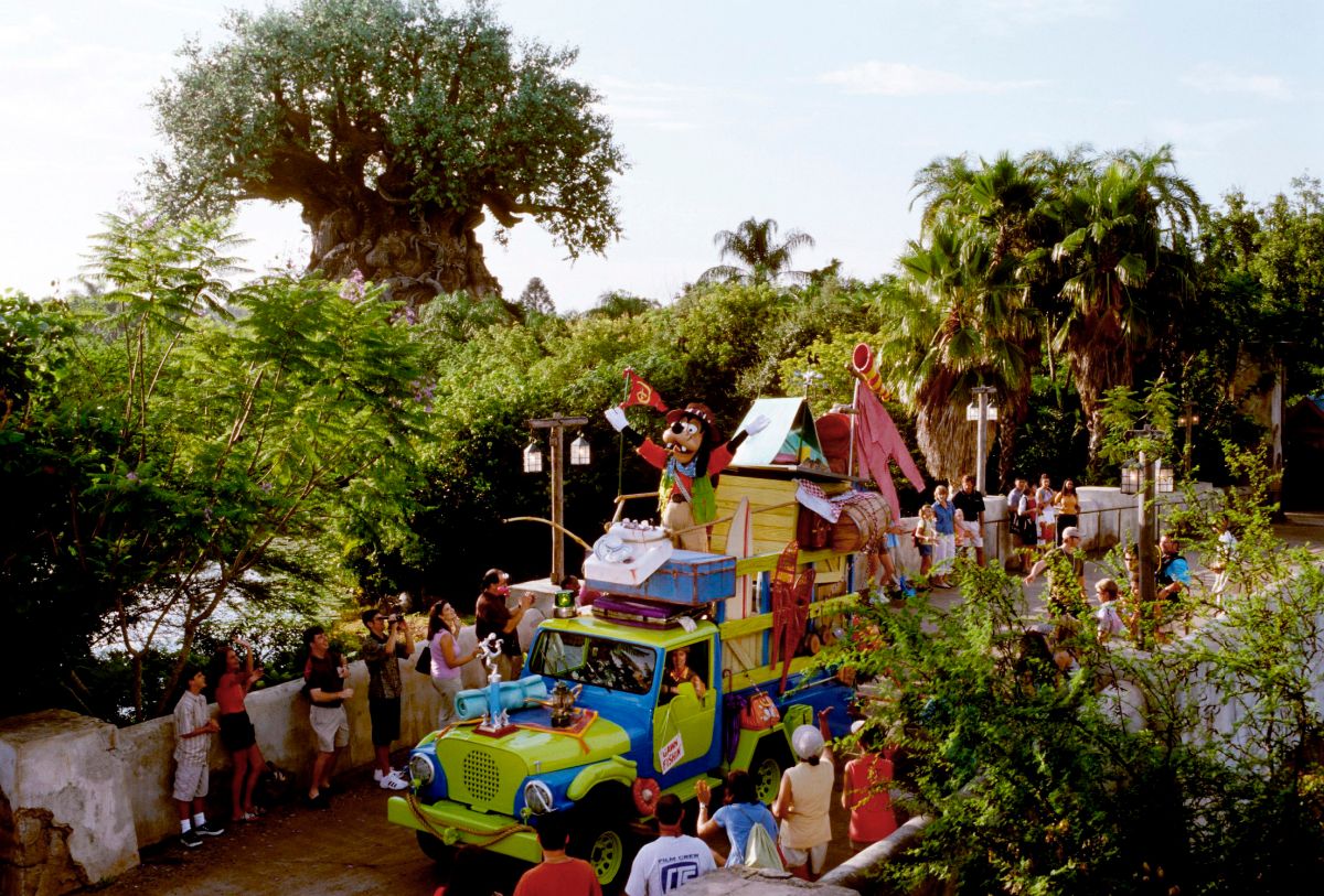 Mickey's Jammin' Jungle Parade at Disney's Animal Kingdom To End May 31 |   Blog