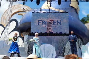 Frozen Summer Fun Royal Welcome, photo credit Kylene Hamulak