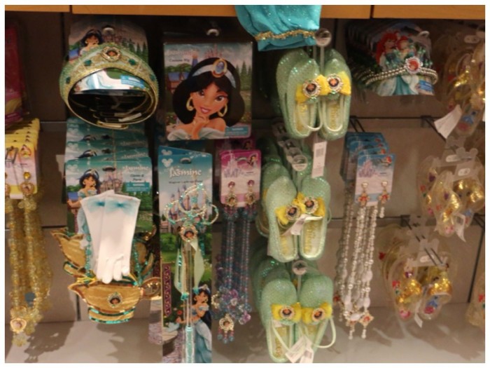 Typical Disney Parks princess accessories