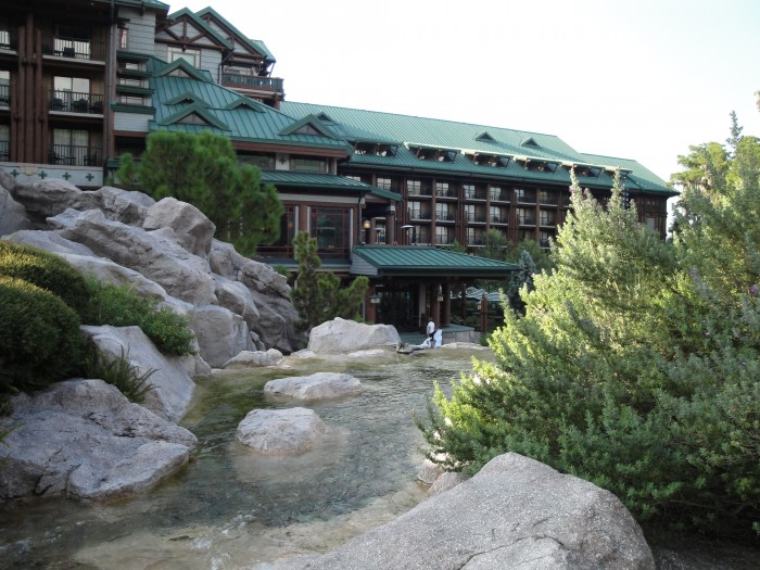 Explore all of the details and beauty of the Wilderness Lodge