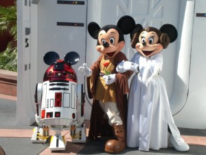 Jedi Mickey, Princess Minnie, R2-MK