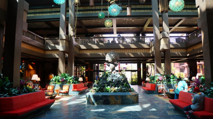 The shrugging Maui statue in the Polynesian lobby