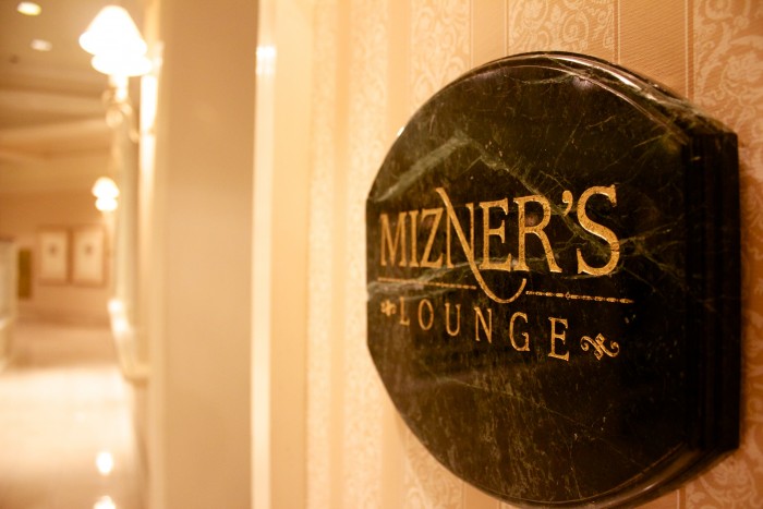 Mizner's (2)