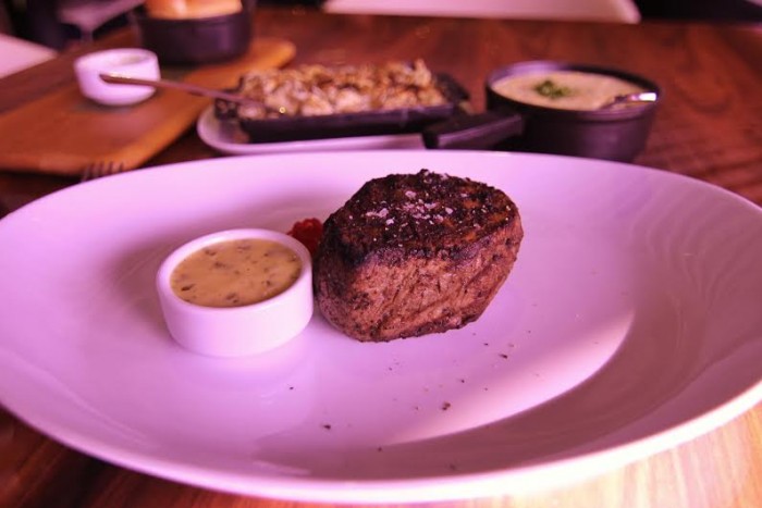 STK's filet with bearnaise sauce