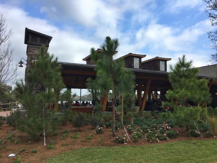 With architecture matching the main lodge, Geyser Point blends in to the resort seamlessly.